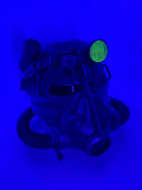 T45d Power Armor Helmet (Pre-War Military Green Paint) - Cosplay Replica - Glow in the Dark Lamp - Vacuum-Formed + Hand-Painted & Weathered
