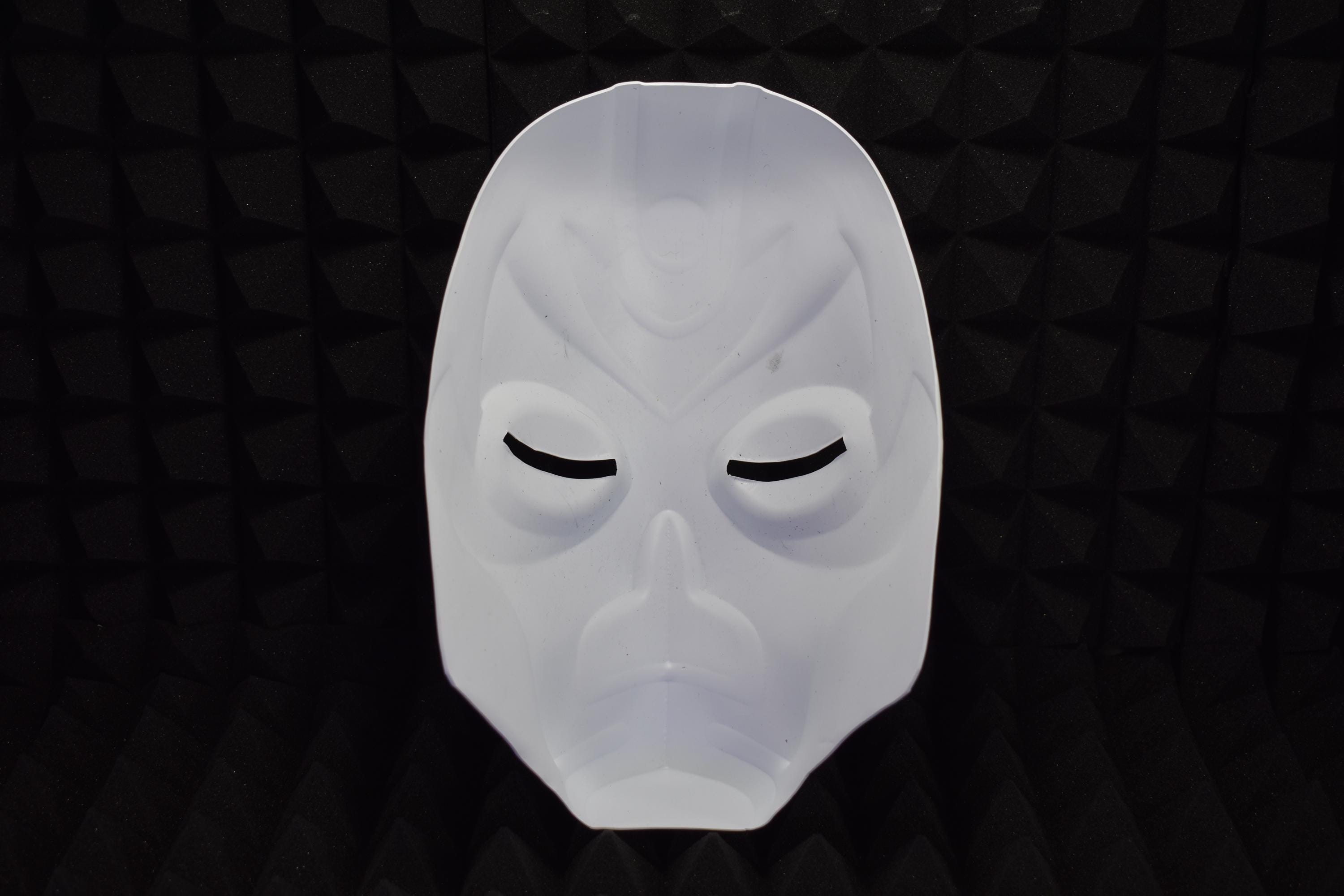 Dragon Priest Mask "Hevnoraak" - Skyrim-Inspired Cosplay Prop Armor - RAW Kit (Vacuum Formed)
