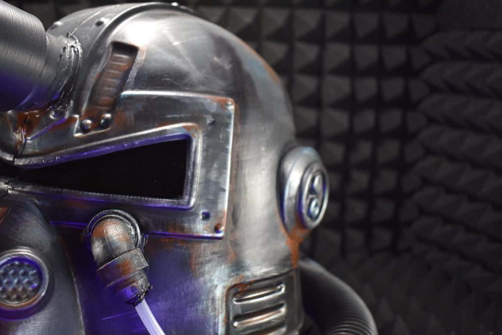 T51b Power Armor Helmet (Apocalyptic Metallic) - Cosplay Replica - Glow in the Dark Lamp - Vacuum-Formed + Hand-Painted & Weathered