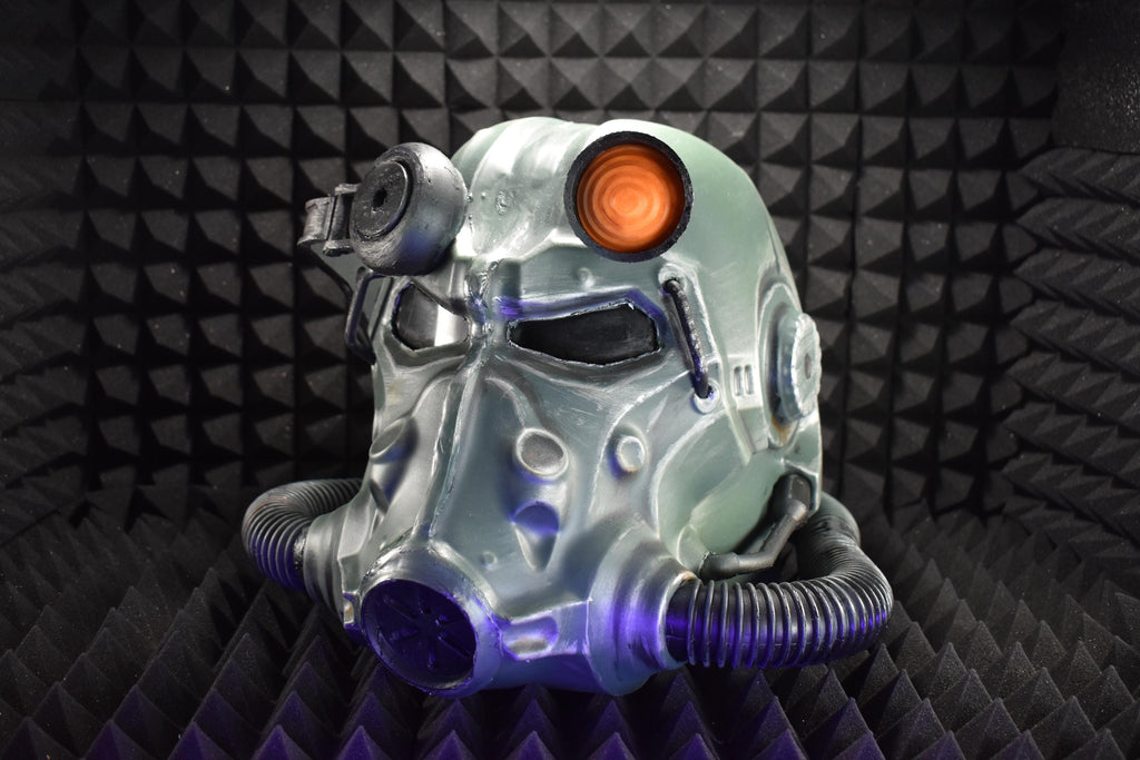 T60 Power Armor Helmet (Pre-War Military Green Paint) - Cosplay Replica - Glow in the Dark Lamp - Vacuum-Formed + Hand-Painted & Weathered