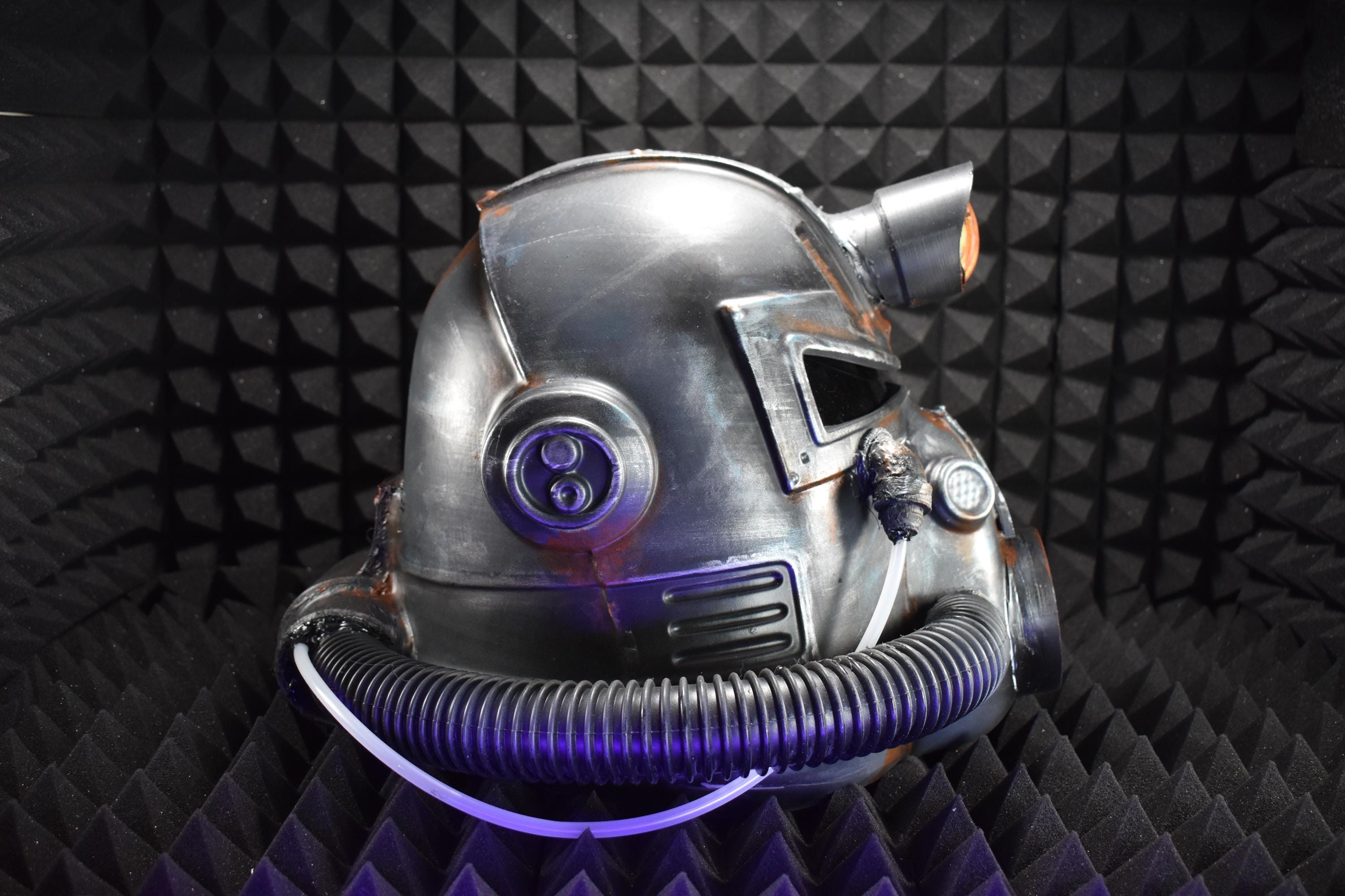 T51b Power Armor Helmet - Cosplay Armor - Glow in the Dark Lamp - Vacuum-Formed + Hand-Painted & Weathered