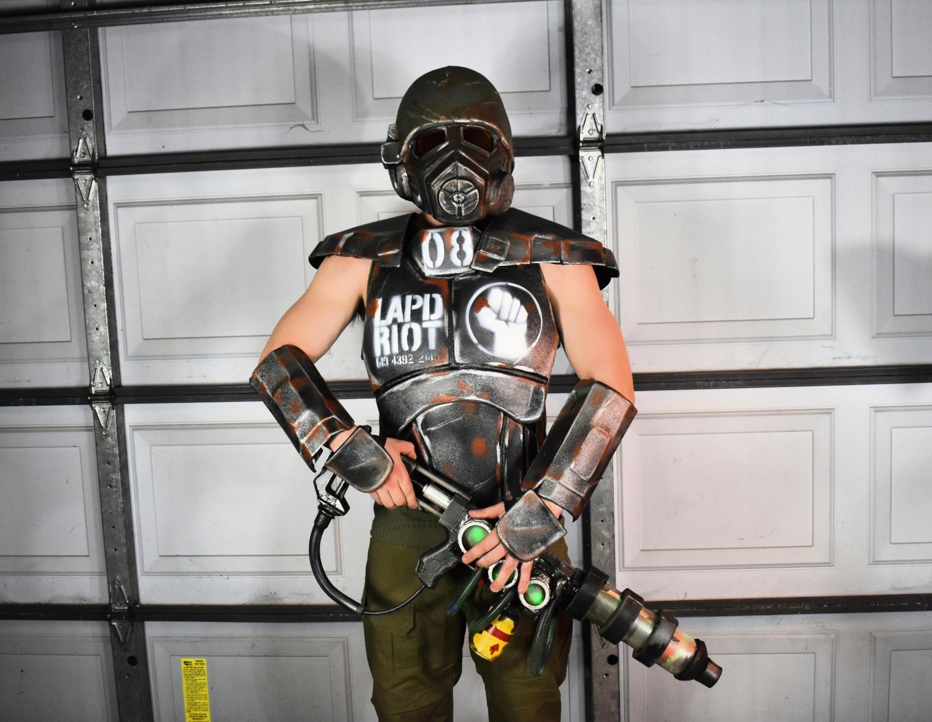 NCR Veteran Ranger Shoulder Armor (Left + Right)  Fallout DIY Cosplay Kit (Unassembled) | Vacuum-Formed ABS Riot Gear